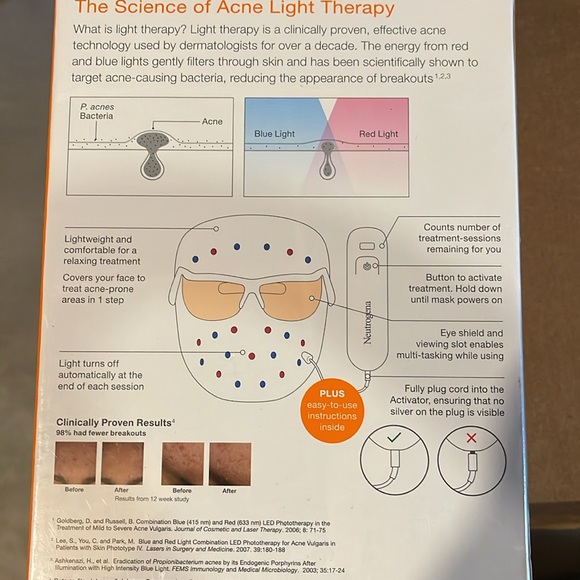 Neutrogena Light Therapy Acne Mask - Picture 3 of 5